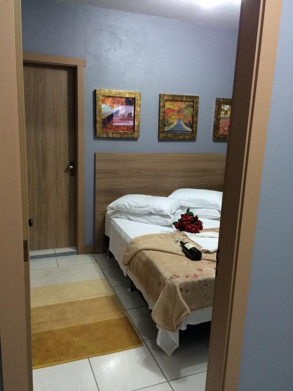 Apartamento Residencial Quatro Estacoes Canela Exterior foto