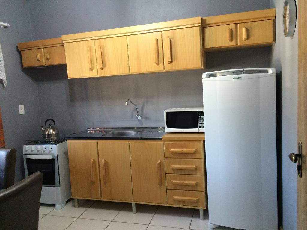 Apartamento Residencial Quatro Estacoes Canela Exterior foto
