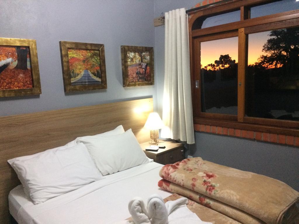 Apartamento Residencial Quatro Estacoes Canela Exterior foto